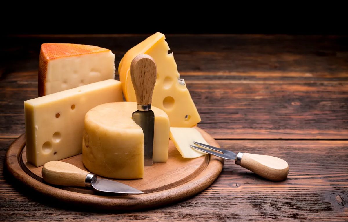 Как выбрать лучший сыр: от Пармезана до Чеддера