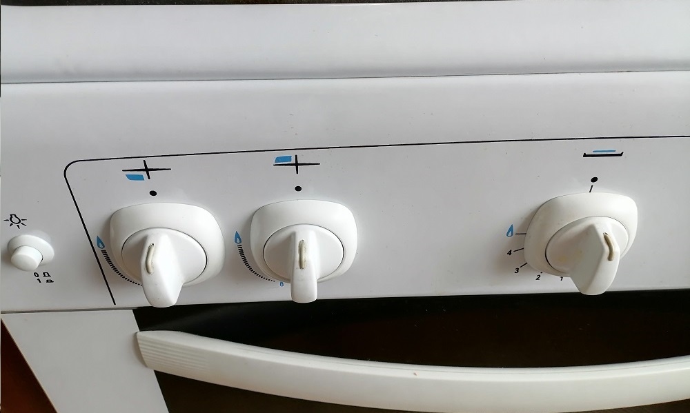 Как быстро и эффективно очистить ручки газовой плиты: советы по устранению жира и грязи