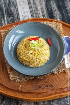 Как быстро приготовить жареный рис с яйцом: вкусный и простой рецепт