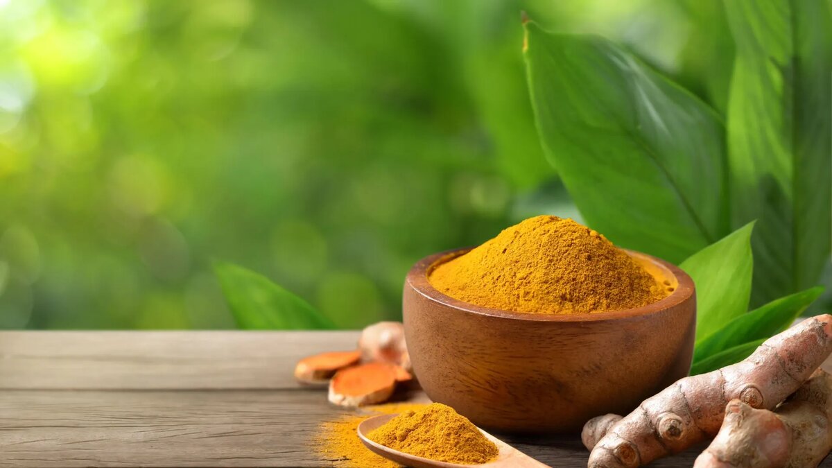 Кардиолог предупреждает: куркума может быть опасна для здоровья