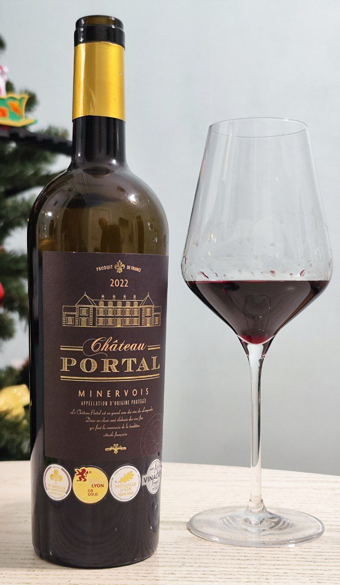 Новые горизонты Минервуа: Красное вино из Франции в Красное & Белое