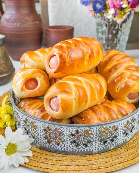 Пошаговый рецепт булочек с сосисками