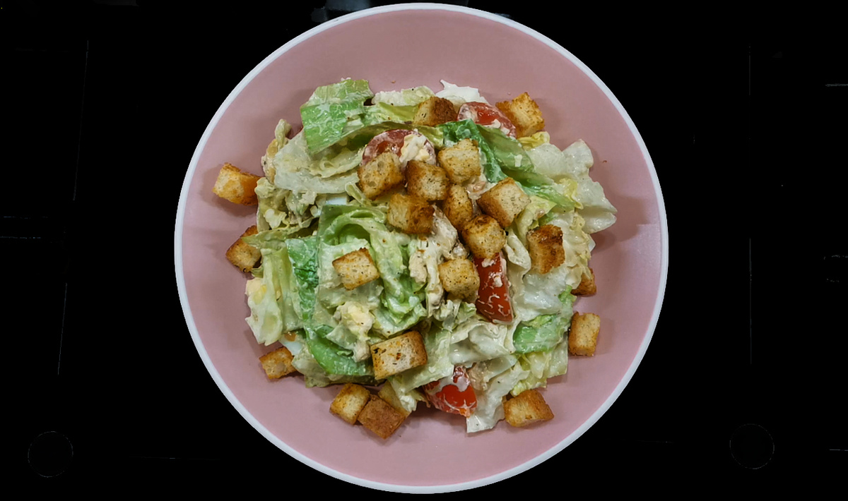 Как приготовить идеальный салат Цезарь: секреты мастерства