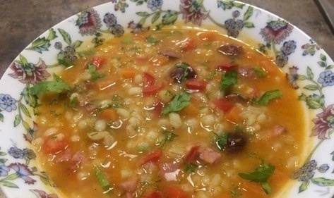 Насладитесь швейцарским супом с перловкой: вкус и полезность в каждой ложке
