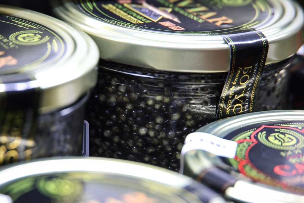 Как распознать подделку: секреты определения черной икры
