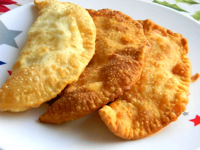 Чебуреки без мяса: вкусный альтернативный рецепт от тёти