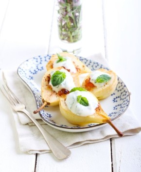 Нежные запечённые груши с мармеладом для сладкого настроения