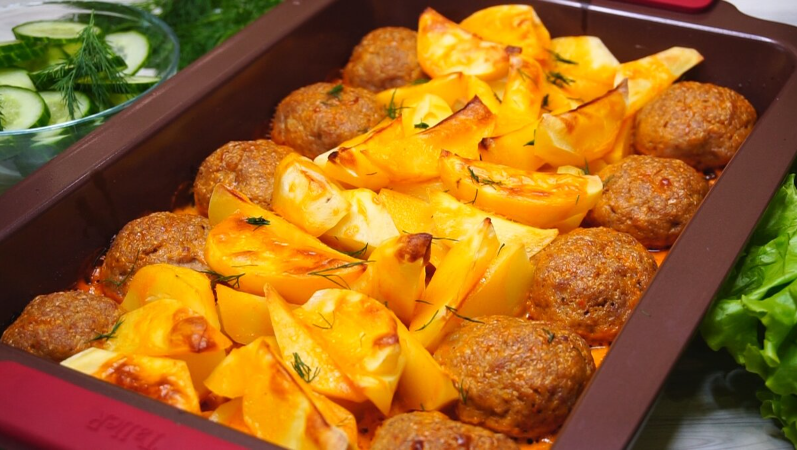 Нежные котлеты с картофелем: простой и вкусный рецепт для ужина в одной кастрюле