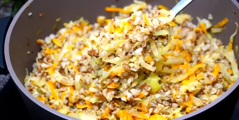 Гречневая каша с капустой: неожиданный гастрономический союз