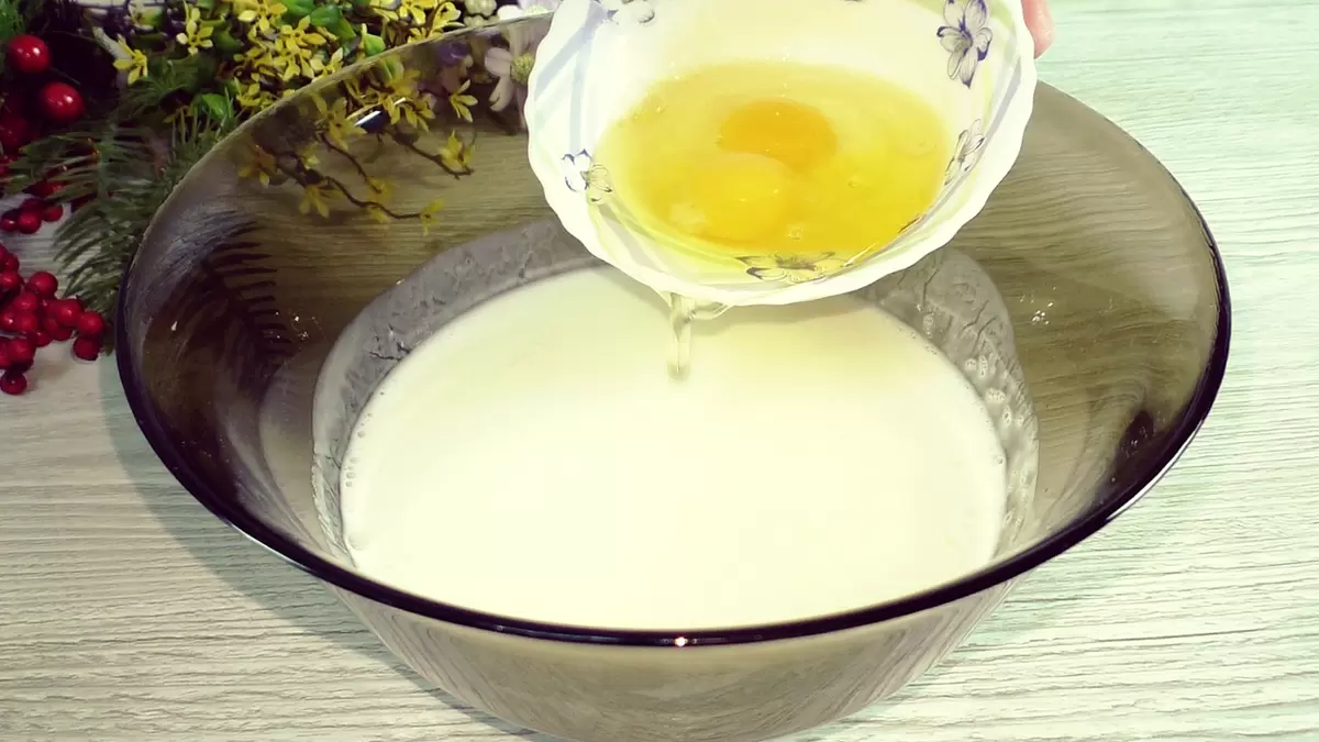 Сытный заливной пирог на кефире: идеальное решение для быстрого ужина