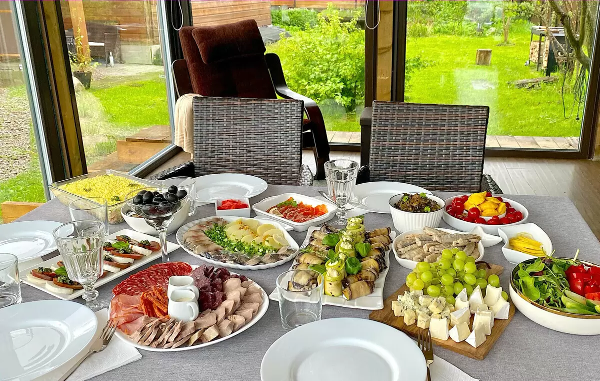 Долгожданная встреча: чем угощали старых друзей на празднике