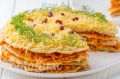 Шикарный закусочный торт: как удивить гостей без майонеза